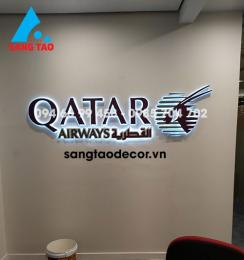 Thi công logo văn phòng bán vé máy bay Qatar Airways HCM
