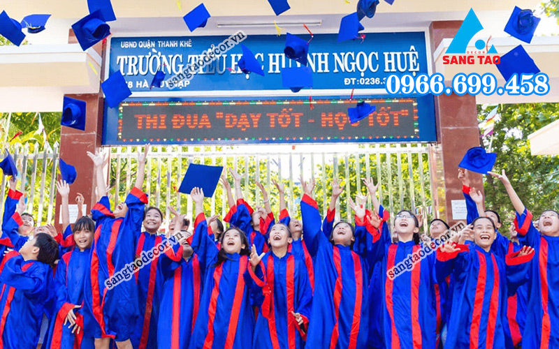 bảng hiệu trường học