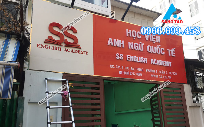bảng hiệu trường trung tâm anh ngữ