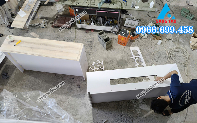 Xưởng thi công shop trong Trung Tâm Thương Mại