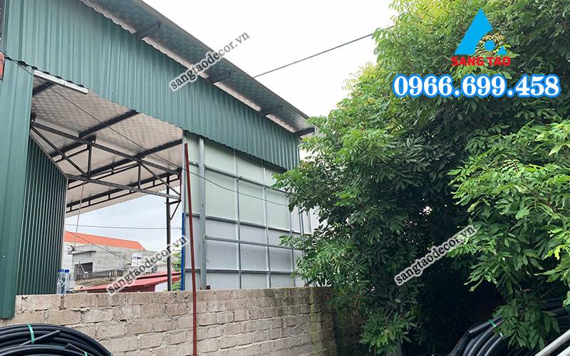 Hình ảnh gia cố bảng hiệu cửa hàng Hùng Duyên Philips