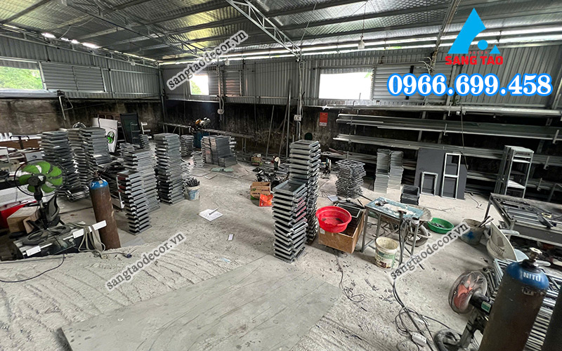 Xưởng gia công chân bàn sắt 