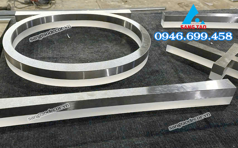 gia công chữ inox