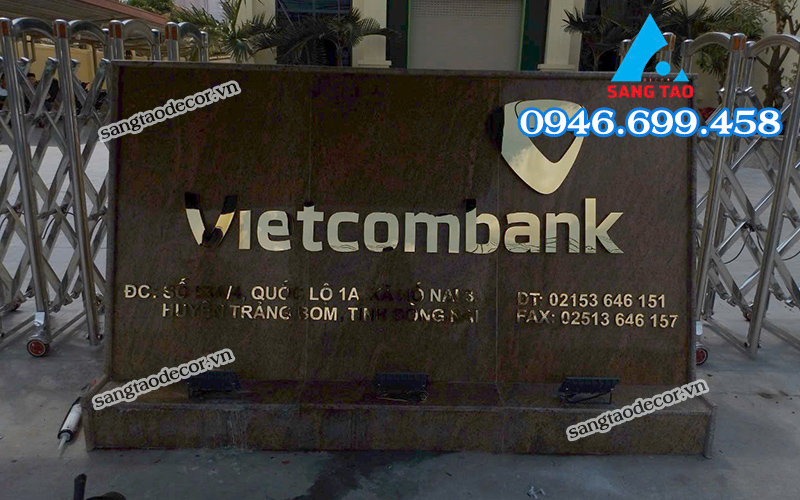 gia công chữ inox ngân hàng vietcombank trảng bom 