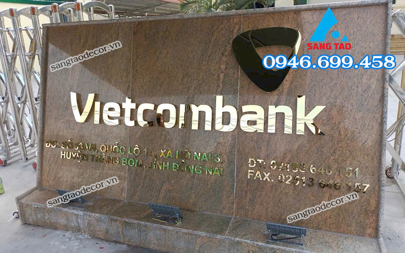 gia công chữ inox ngân hàng vietcombank trảng bom 