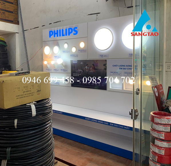 Quầy tủ kệ trưng bày đèn Philips Hiền Đức