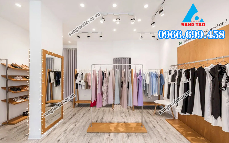 Mẫu trần thạch cao showroom quần áo nữ được Sáng Tạo thiết kế thi công tại HCM